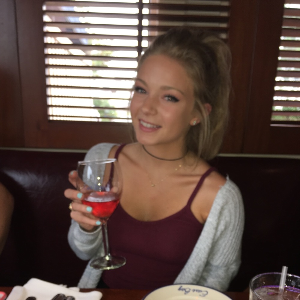Meet your Posher, Jacqueline